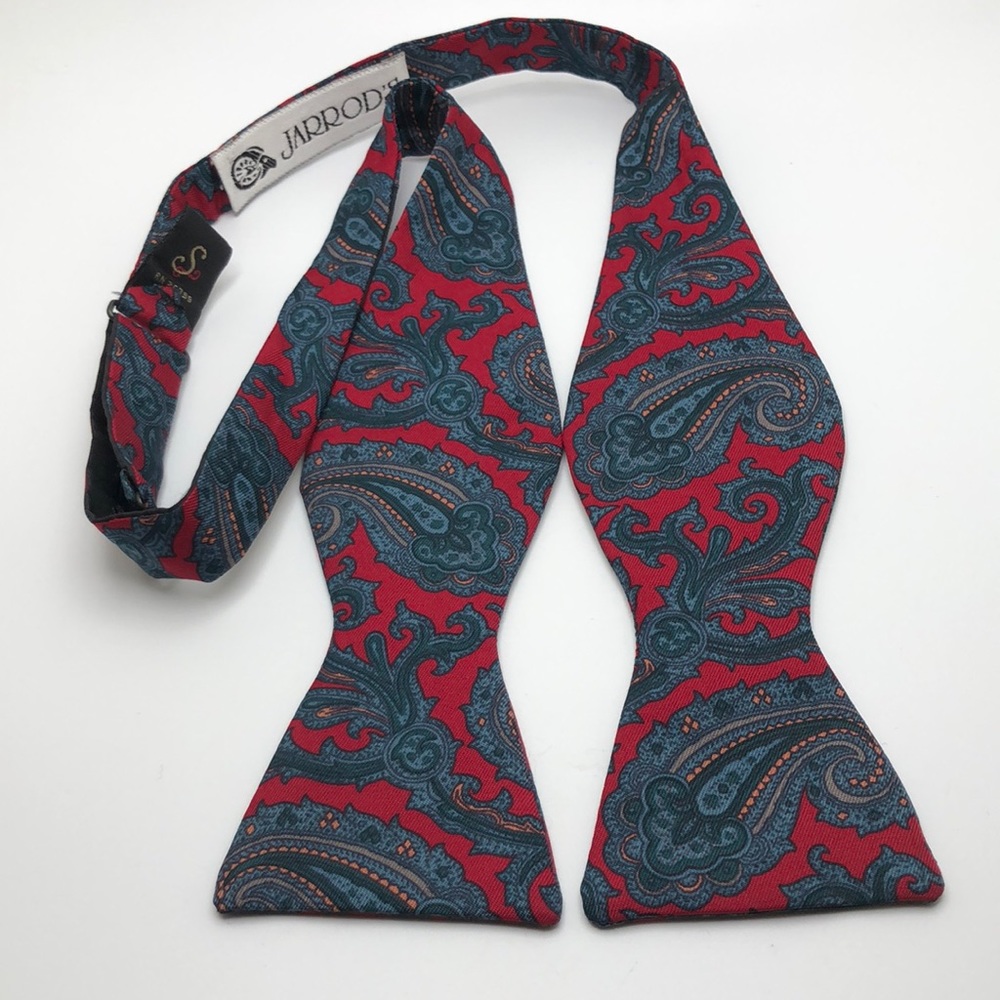 VTG Bow Tie Jarrod’s Paisley Pattern